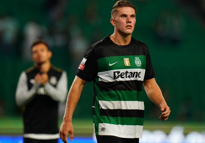 Tiền đạo Viktor Gyokeres trong màu áo Sporting CP - mục tiêu chuyển nhượng hàng đầu của Manchester United hè 2025