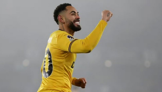 Cunha trong màu áo Wolverhampton Wanderers.
