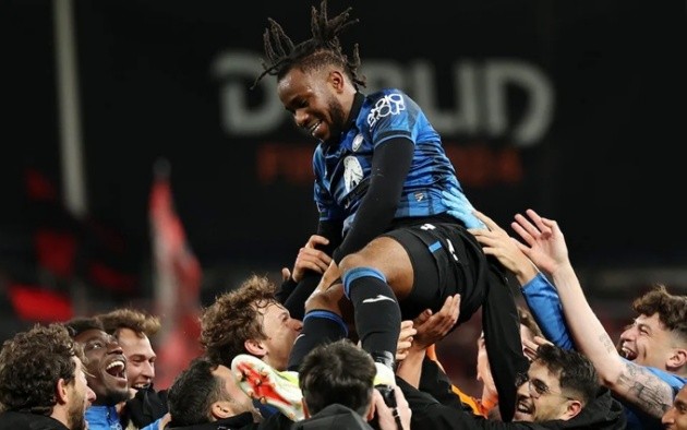 Lookman trở thành mục tiêu của Barca.
