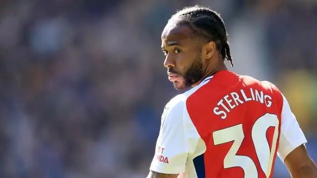 Sterling khoác áo Arsenal